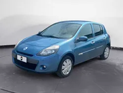 Blu Usata 2011 Renault Clio III Tre volumi | 4901 € (Cara)