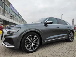 Grigio Usata 2022 Audi SQ8 S-Line SUV | 89.999 € (Buon prezzo)