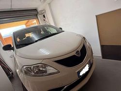 Usata 2016 Lancia Ypsilon Platinum Due volumi | 8400 € (Buon prezzo)