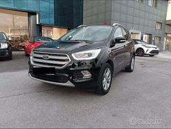 Nero Usata 2018 Ford Kuga SUV | 13.500 €