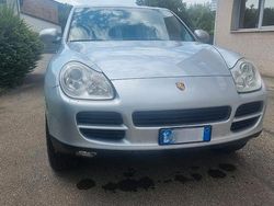 Grigio Usata 2003 Porsche Cayenne SUV | 9000 €