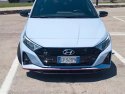 Blu Usata 2023 Hyundai i20 N Performance Tre volumi | 29.500 € (Cara)