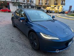 Blu Usata 2025 Tesla Model 3 RWD Tre volumi | 33.000 € (Ottimo prezzo)