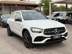 Bianco Usata 2021 Mercedes GLC300e Premium SUV | 33.900 € (Buon prezzo)