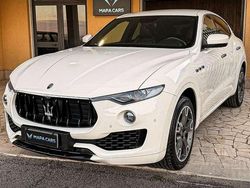 Bianco Usata 2017 Maserati Levante SUV | 28.500 € (Buon prezzo)