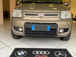 Oro Usata 2012 Fiat Panda 4x4 Climbing Due volumi | 8990 € (Buon prezzo)