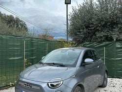 Grigio Usata 2020 Fiat 500e Tre volumi | 14.000 € (Buon prezzo)
