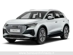 Bianco ghiaccio Usata 2023 Audi Q4 e-tron Advanced SUV | 37.500 € (Super prezzo)