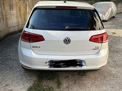 Bianco Usata 2016 VW Golf Highline Tre volumi | 9000 € (Buon prezzo)