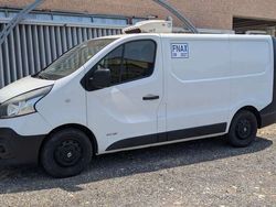 Bianco Usata 2015 Renault Trafic Monovolume | 14.500 € (Molto cara)