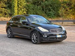 Nero Usata 2011 Infiniti Ex30 Premium SUV | 6900 €