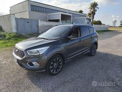 Usata 2018 Ford Kuga Vignale SUV | 16.000 € (Buon prezzo)