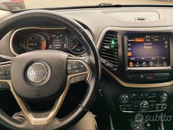 Grigio Usata 2015 Jeep Cherokee SUV | 11.500 € (Buon prezzo)