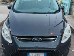 Usata 2012 Ford C-MAX Titanium Monovolume | 6000 € (Buon prezzo)