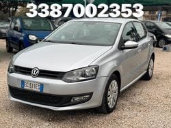 Argento Usata 2010 VW Polo Tre volumi | 3999 € (Buon prezzo)