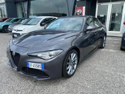 Grigio Usata 2021 Alfa Romeo Giulia Sprint Sprint Coupé | 29.990 € (Cara)
