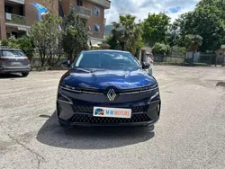 Blu scuro Usata 2022 Renault Mégane Techno Tre volumi | 23.401 € (Buon prezzo)