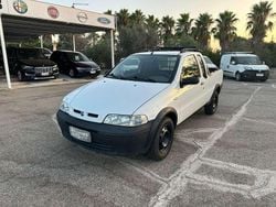 Bianco Usata 2004 Fiat Strada Pick-up | 6900 € (Buon prezzo)