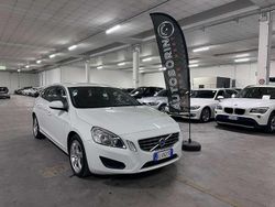 Bianco Usata 2012 Volvo V60 Momentum Station wagon | 9500 € (Cara)