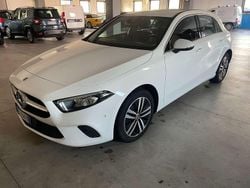 Bianco Usata 2022 Mercedes A250 Tre volumi | 24.000 € (Buon prezzo)