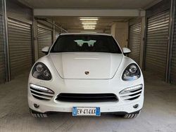 Usata 2014 Porsche Cayenne SUV | 27.000 € (Cara)