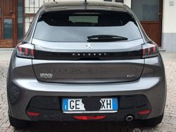 Usata 2021 Peugeot 208 GT Due volumi | 15.000 € (Molto cara)