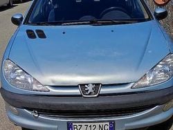 Grigio Usata 2002 Peugeot 206 Due volumi | 200 €