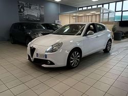 Bianco Usata 2016 Alfa Romeo Giulietta Tre volumi | 3200 € (Buon prezzo)