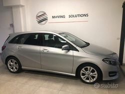 Argento Usata 2018 Mercedes B180 Premium Monovolume | 15.800 € (Buon prezzo)