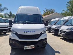 Bianco Usata 2020 Iveco Daily Furgone | 16.490 € (Ottimo prezzo)
