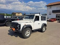Bianco020bianco avorio tristratonero Usata 2006 Land Rover Defender S SUV | 22.990 € (Super prezzo)