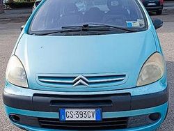 Usata 2005 Citroën Xsara Monovolume | 800 €