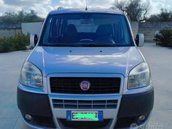 Grigio Usata 2010 Fiat Doblò Monovolume | 4900 € (Buon prezzo)