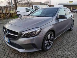 Grigio Usata 2016 Mercedes A180 Premium Tre volumi | 9400 € (Super prezzo)