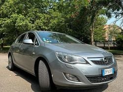 Usata 2009 Opel Astra Edition Tre volumi | 3350 € (Buon prezzo)