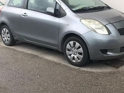 Grigio Usata 2006 Toyota Yaris Due volumi | 3500 €