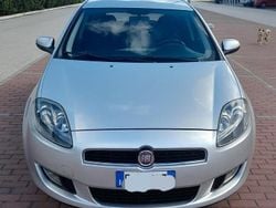 Grigio Usata 2012 Fiat Bravo Emotion Due volumi | 3800 € (Buon prezzo)