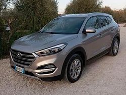 Argento Usata 2016 Hyundai Tucson Xpossible SUV | 12.000 € (Buon prezzo)