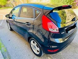 Nero Usata 2014 Ford Fiesta Tre volumi | 7500 € (Buon prezzo)