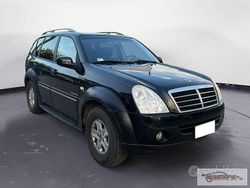 Usata 2009 Ssangyong (KGM) Rexton SUV | 2990 € (Ottimo prezzo)