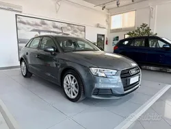 Grigio Usata 2019 Audi A3 Business Tre volumi | 20.500 € (Ottimo prezzo)