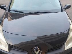 Nero Usata 2005 Renault Clio II Due volumi | 2500 € (Molto cara)