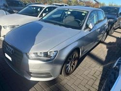 Argento Usata 2014 Audi A3 Attraction Tre volumi | 13.450 € (Buon prezzo)