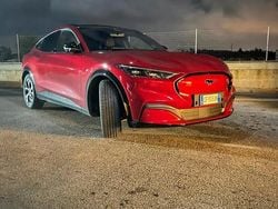 Rosso Usata 2021 Ford Mustang Mach-E SUV | 27.500 € (Super prezzo)