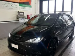 Usata 2019 Chrysler Pacifica Limited SUV | 32.000 €