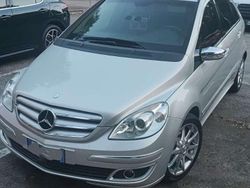 Argento Usata 2008 Mercedes B180 Chrome Monovolume | 4500 € (Ottimo prezzo)