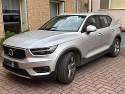 Grigio Usata 2018 Volvo XC40 SUV | 22.000 € (Buon prezzo)