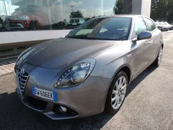 Grigio Usata 2014 Alfa Romeo Giulietta Distinctive Due volumi | 9900 € (Buon prezzo)