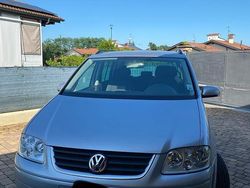 Grigio Usata 2004 VW Touran Highline Monovolume | 8400 €