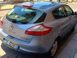 Usata 2009 Renault Mégane Dynamique Tre volumi | 2999 € (Buon prezzo)